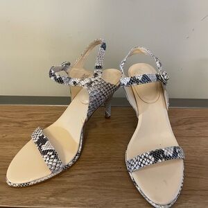 Vince Camuto Lynona Sandals, Size 9